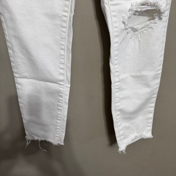 Levi’s high rise skinny ankle white with distressed bottom size 30 - Picture 4 of 7